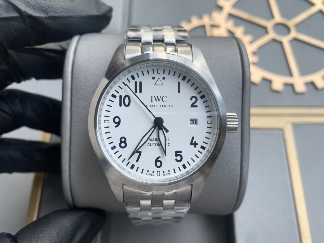 IWC Pilot’s Watches IW328208